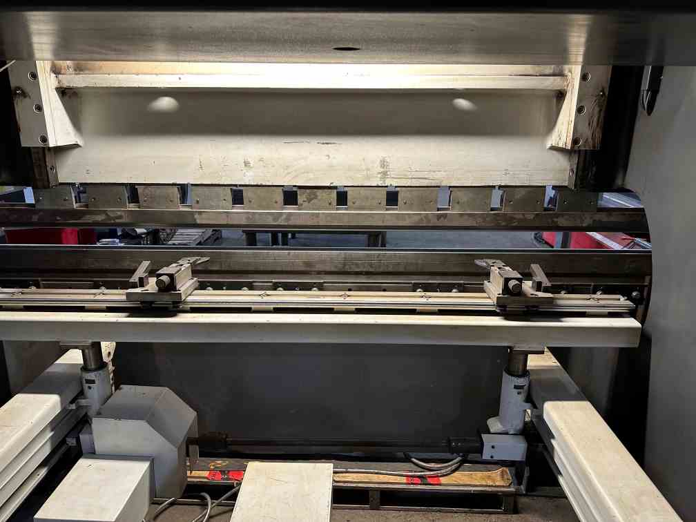 80 Ton 8' Dener PU 80-26 AC550 CNC Press Brake