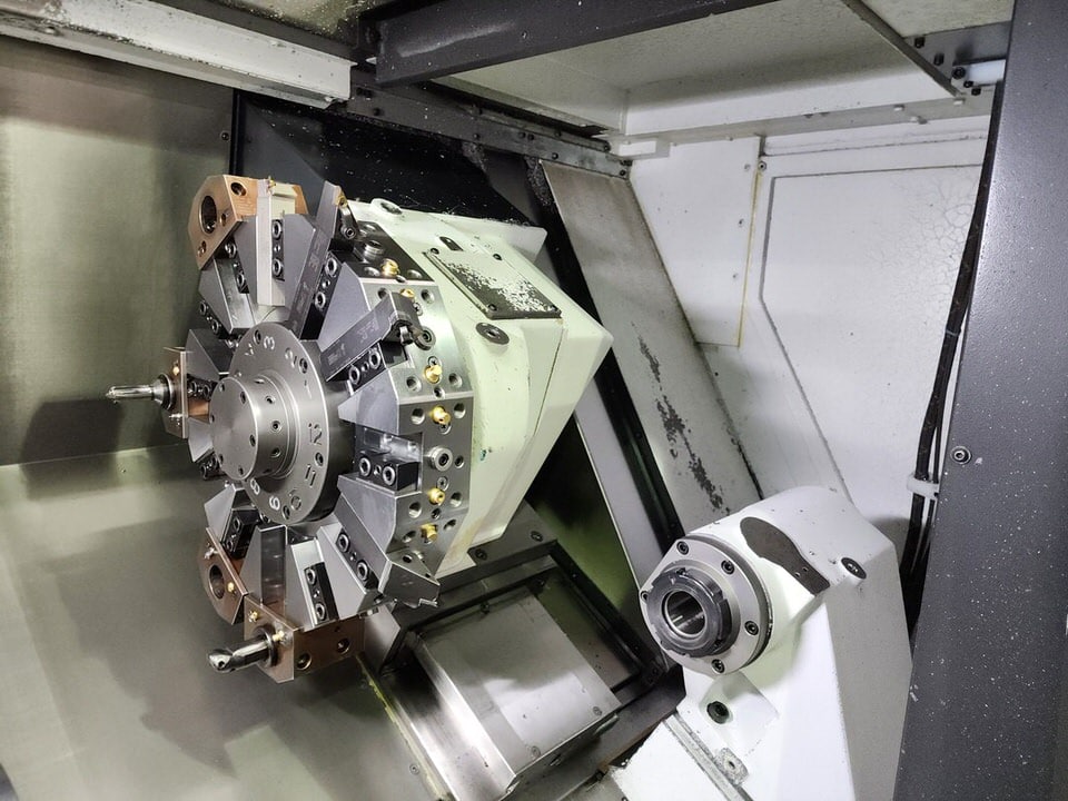 Okuma LB3000EXII 2-Axis CNC Lathe