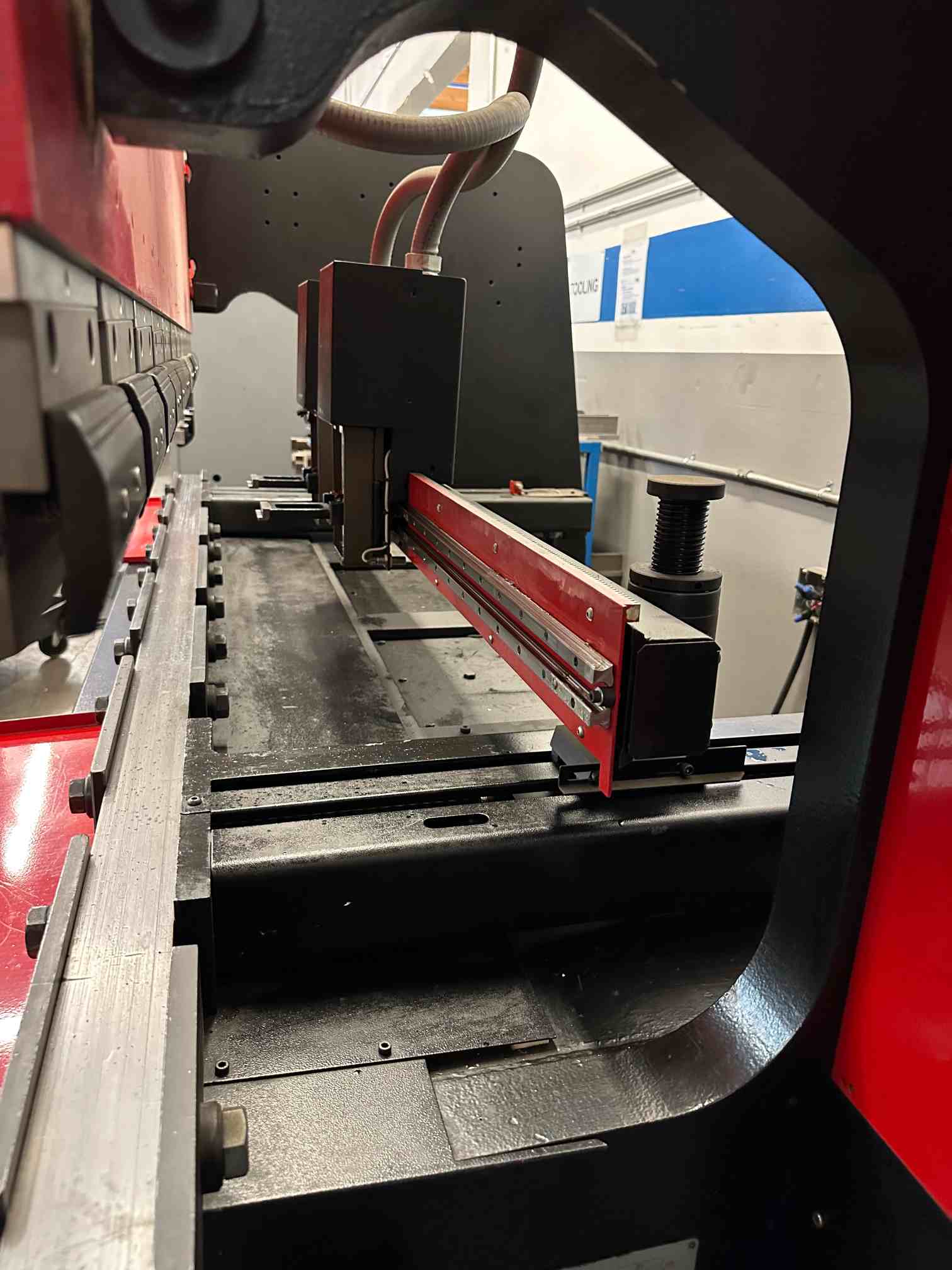 88 Ton x 8' Amada RG-80 CNC Press Brake