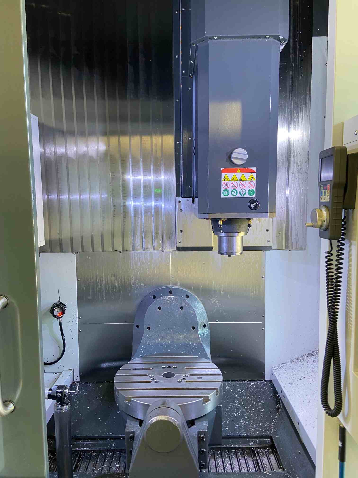 Haas UMC-750 Universal Machining Center