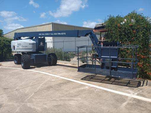 Genie Z80 Articulated Boom Lift