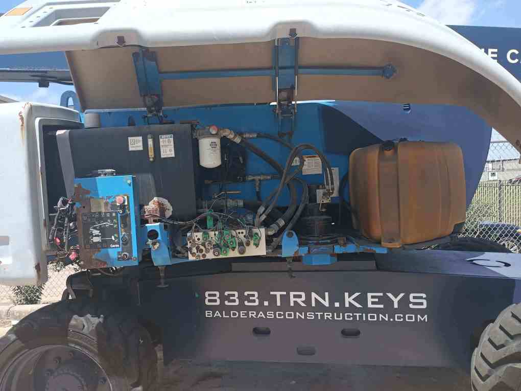 Genie Z80 Articulated Boom Lift