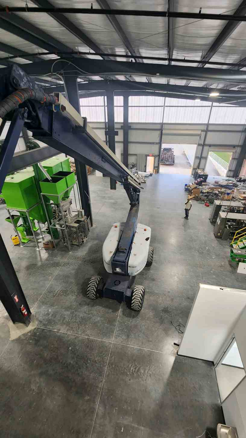 Genie Z80 Articulated Boom Lift