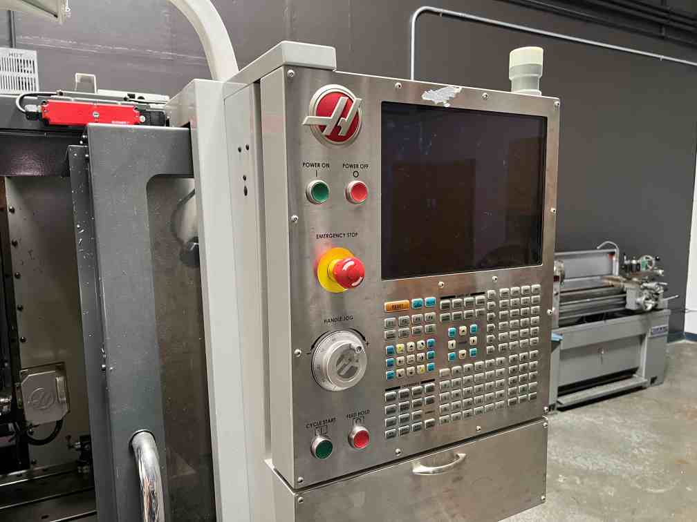 Haas VF-2SS