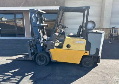 clark c500-s100lp 10000lb capacity lp forklift