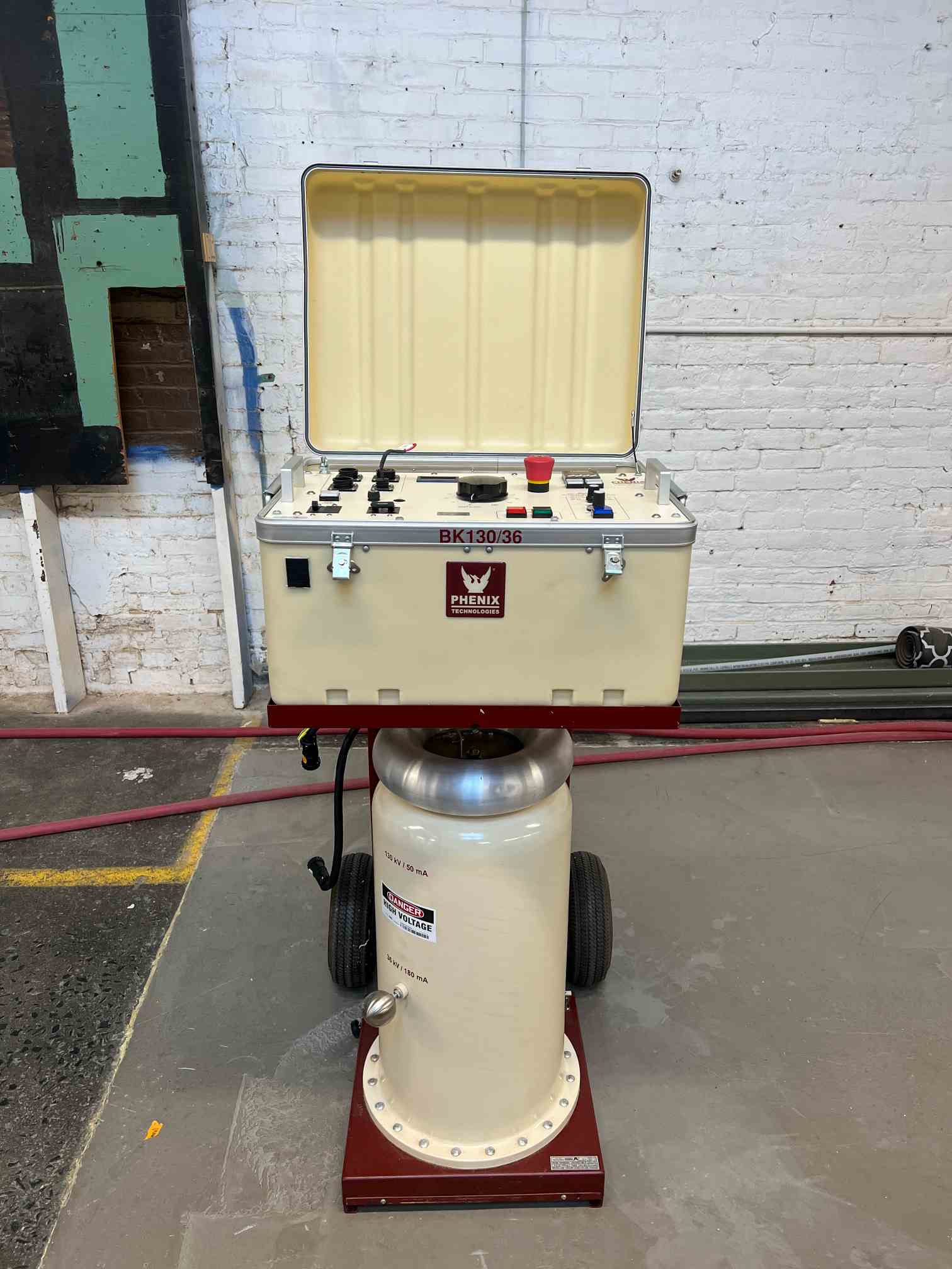 Phenix BK130/36 Test System