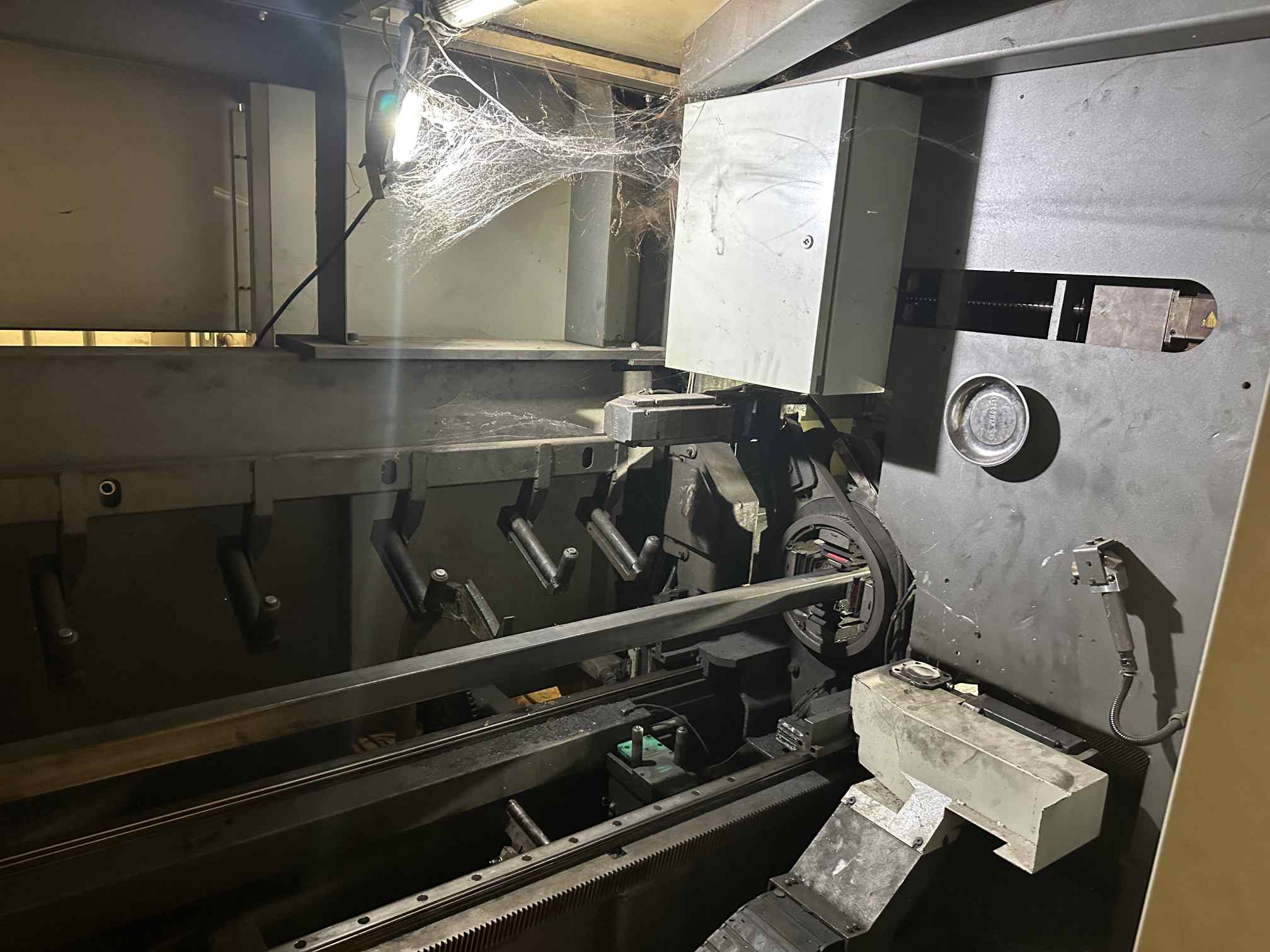 2000 Watt BLM LT Fiber Tube Laser