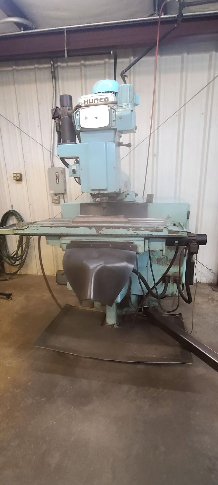 Hurco KM-3 CNC Knee Mill