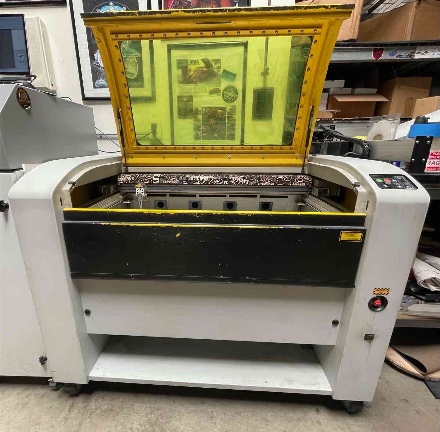32" x 20" Epilog 13000 Laser System