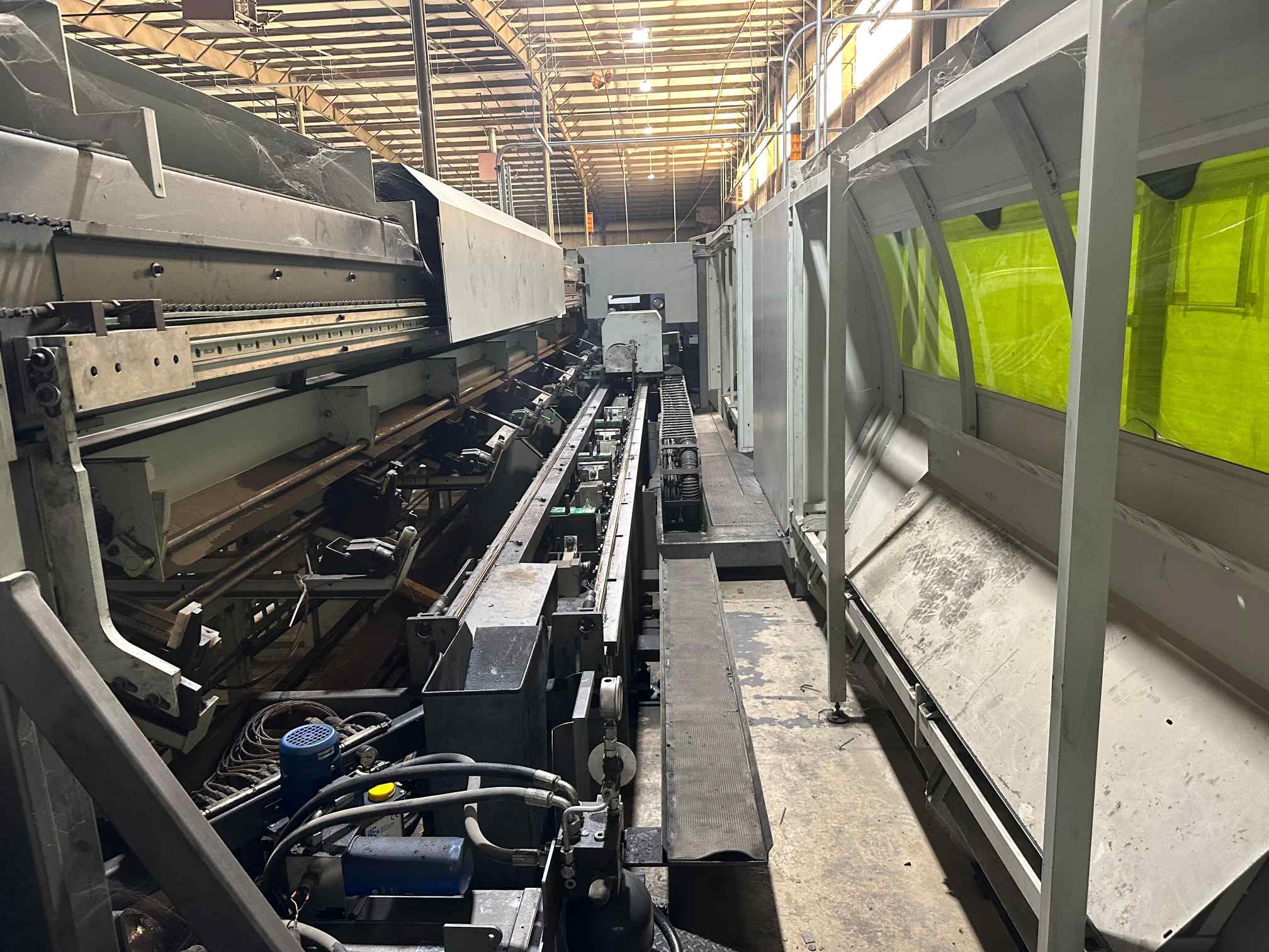 2000 Watt BLM LT Fiber Tube Laser
