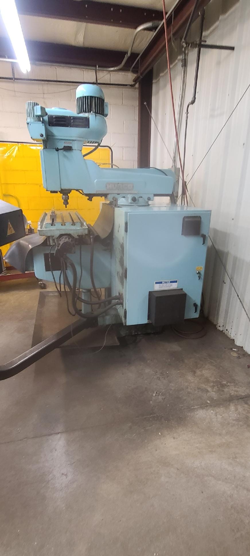 Hurco KM-3 CNC Knee Mill