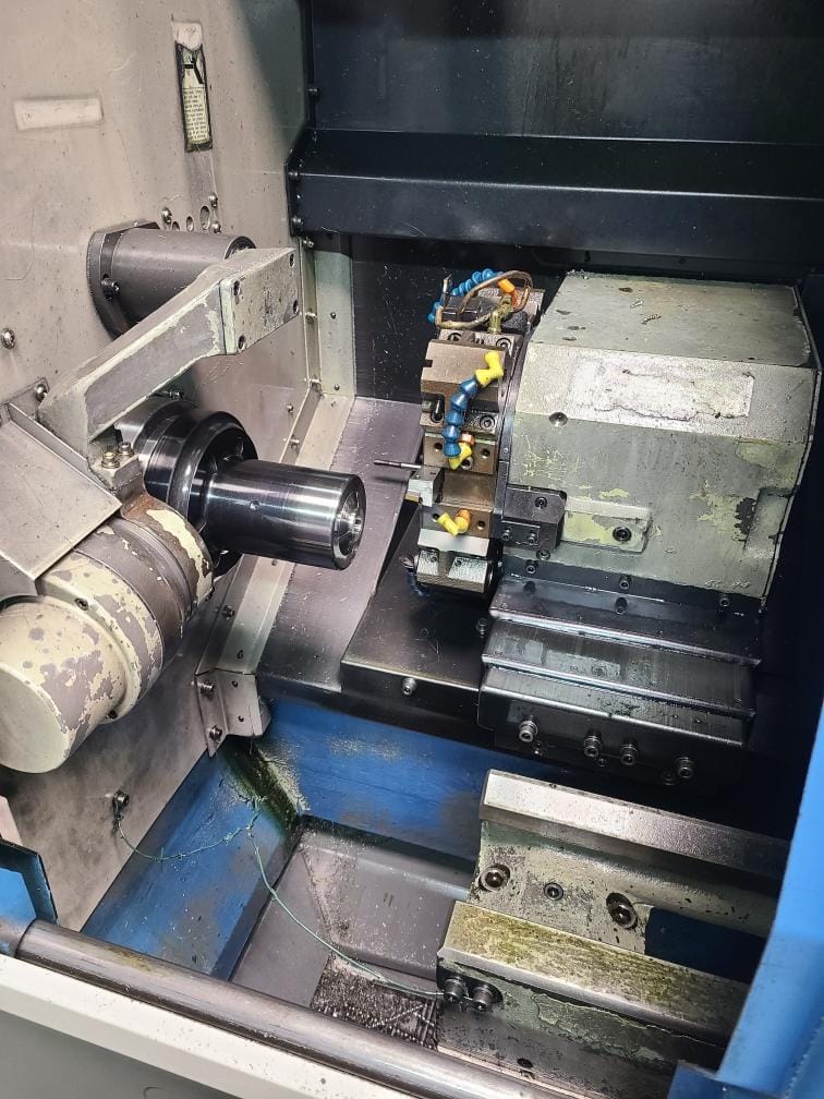 Hyundai HIT-8F CNC Lathe