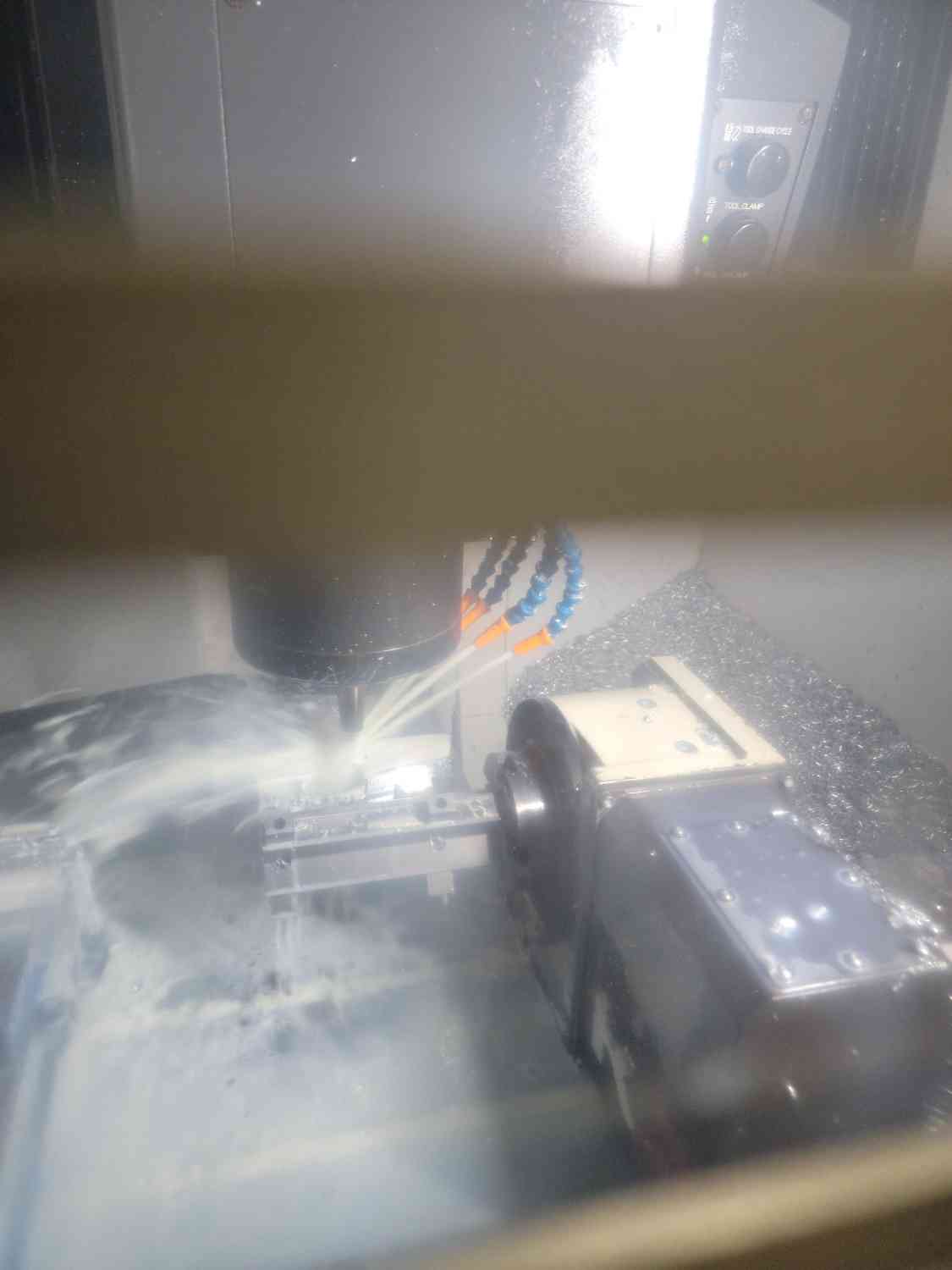 Okuma GENOS M460-VE CNC VMC