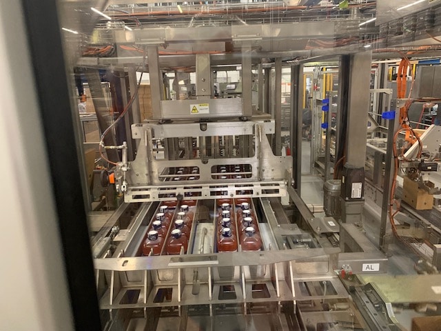 ITW Hartness EPS 9100 Case Packer