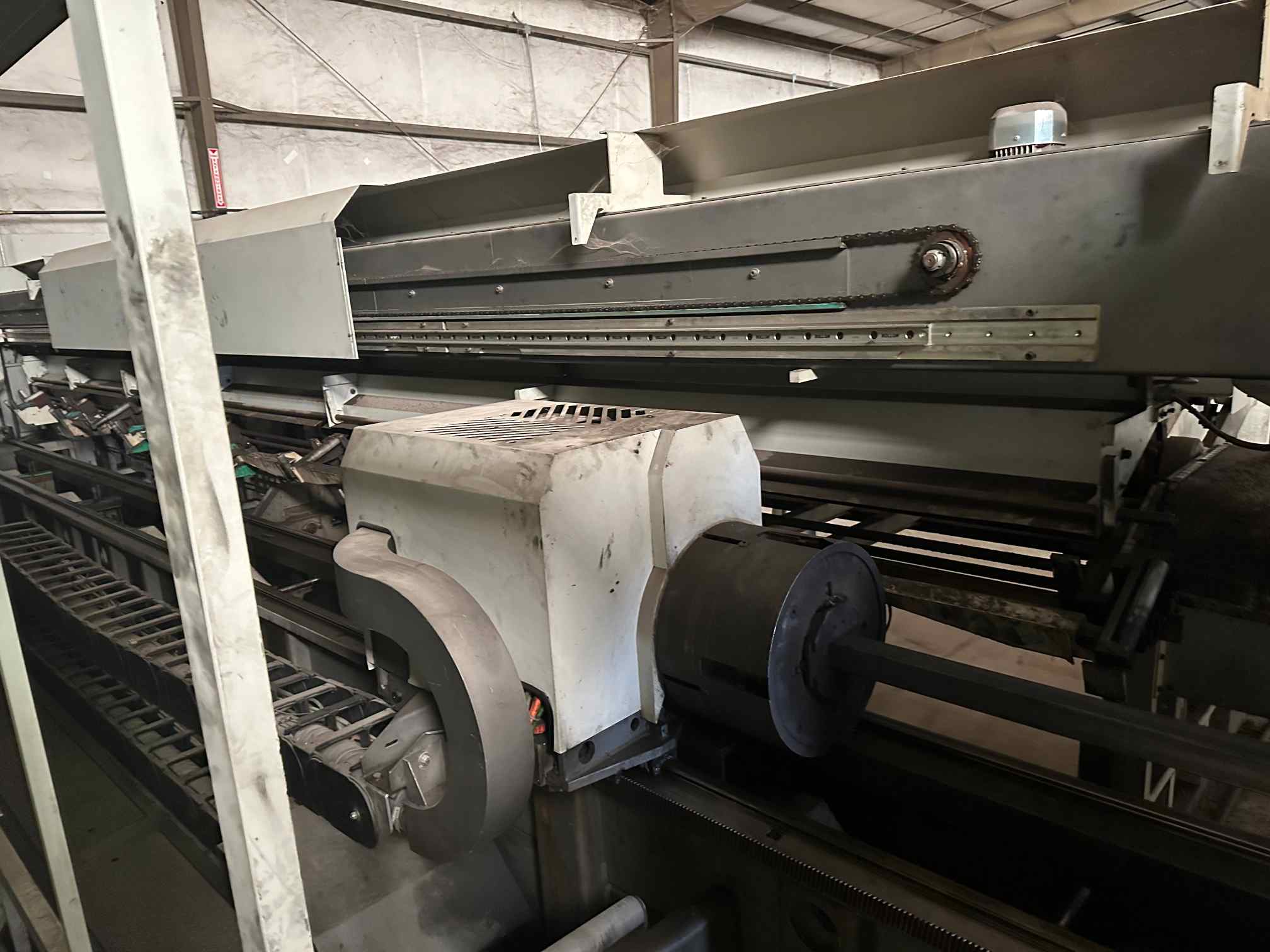 2000 Watt BLM LT Fiber Tube Laser