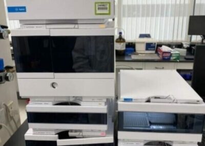 agilent technologies 1260 liquid chromatograph