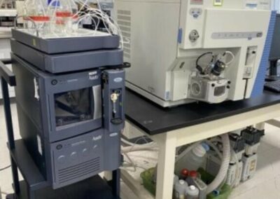 thermo scientific model tsq vantage triple quat mass spectrometer liquid chromatograph