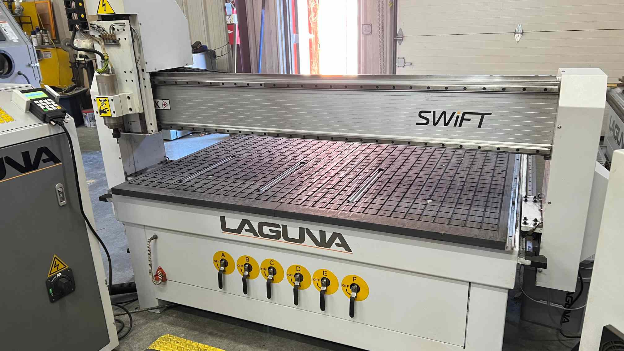 Laguna MCNC SWIFT CNC Router