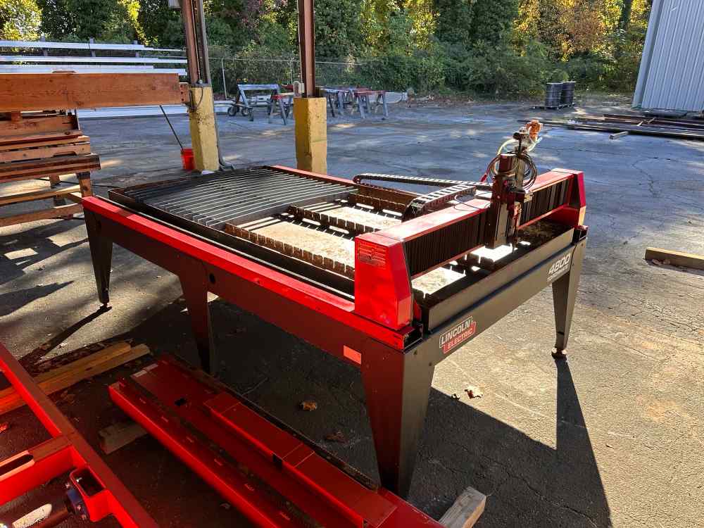 4' x 8' Lincoln Electric 4800 Torchmate Flexcut 80 Amp CNC Plasma Table