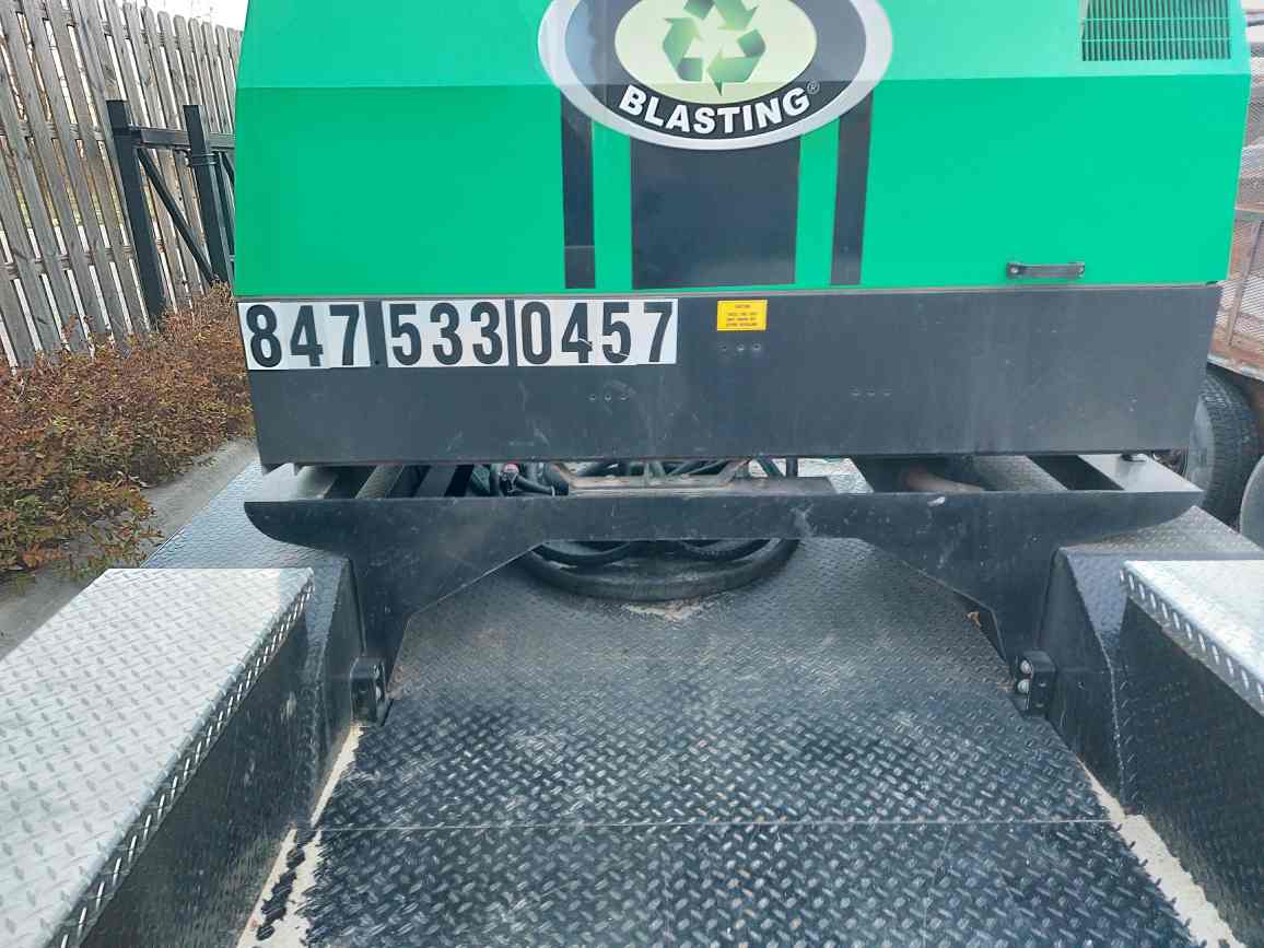 MMLJ Dustless Blasting DB500MXL Utility Trailer