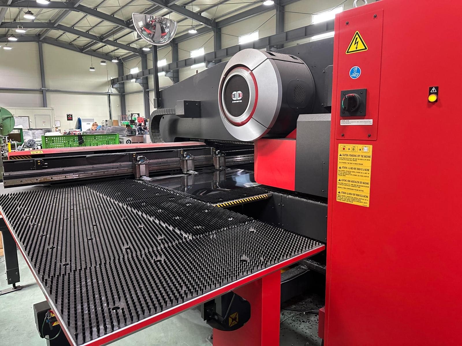 22 Ton Amada EM-2510 MII CNC Turret Punch