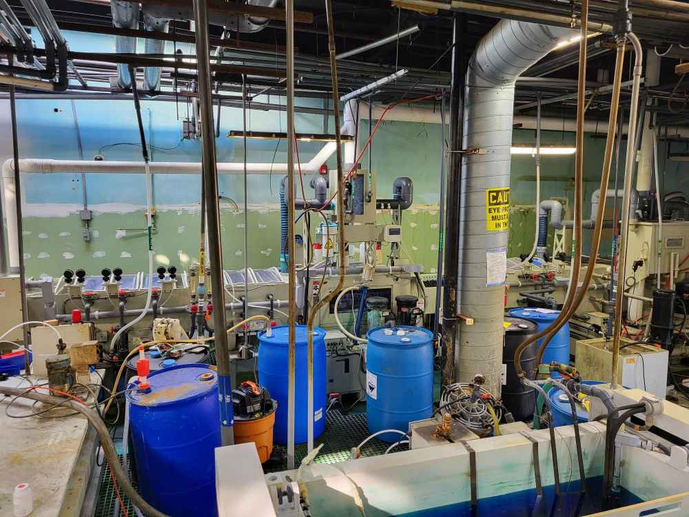Chemcut XLI-30 Resist Strip/Alkaline Etch Wet Processing System