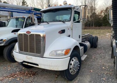 2017 peterbilt 337 cab & chassis