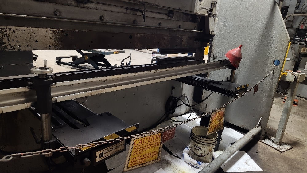 200 Ton x 12' HTC 20012-HS CNC Press Brake