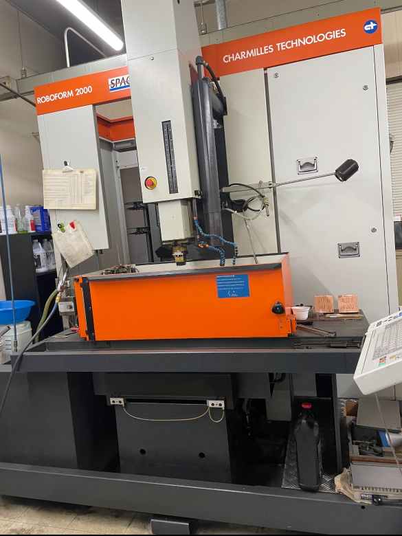 Charmilles Technologies Roboform 2000 EDM Sinker