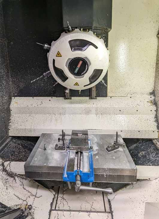 DMG Mori Seiki Milltap 700 CNC VMC
