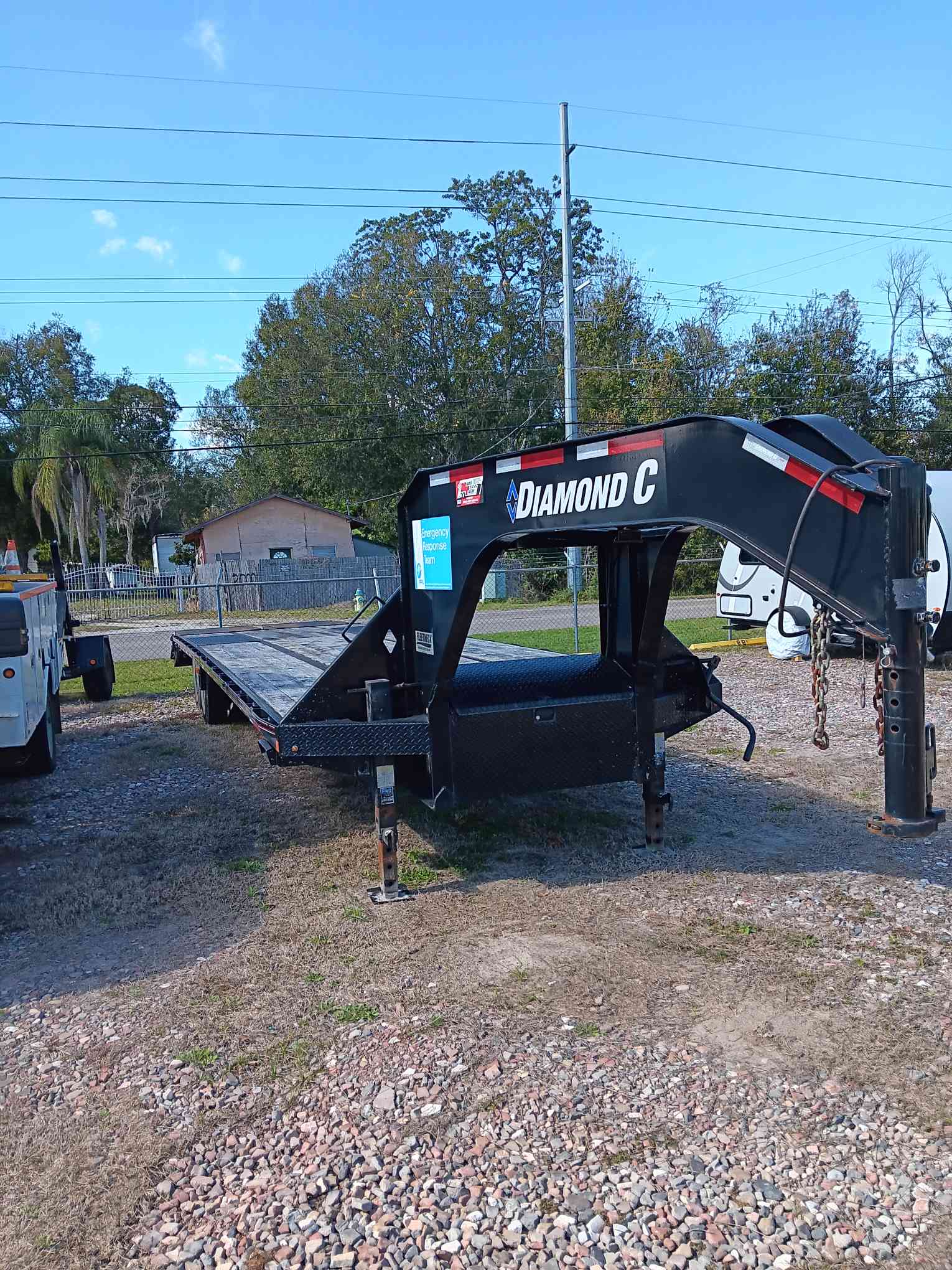 Diamond C FMAX212 Tandem - Dual Wheel Gooseneck Trailer, 35' x 102'