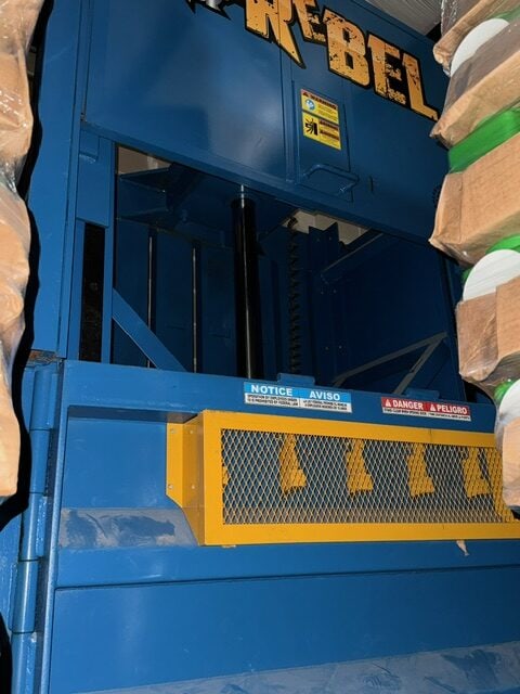 60" Recycling Equipment Inc. Rebel Vertical Baler RE-VB605-60-5S