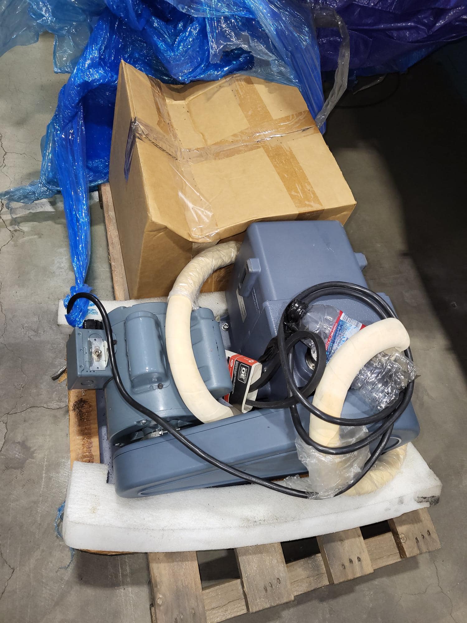 Sentro Tech Corp STV-1600-181818 Vacuum Furnace