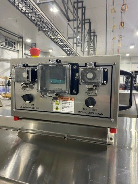 Aprac S18 Continuous Motion Top Seal Servo Wrapper