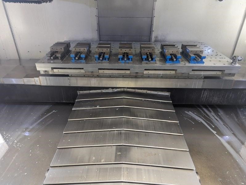 Haas VF-9/50 VMC CNC