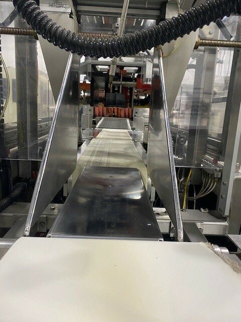 Aprac S18 Continuous Motion Top Seal Servo Wrapper