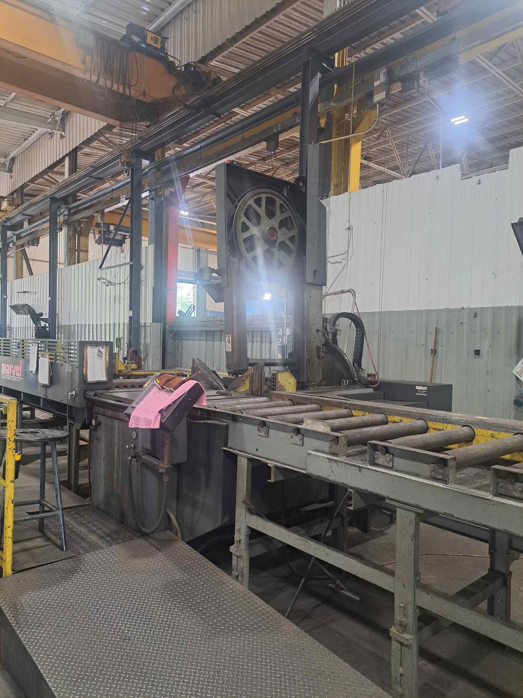 31.5" x 37" Marvel 800A-PC3S-60 Vertical Bandsaw Automatic