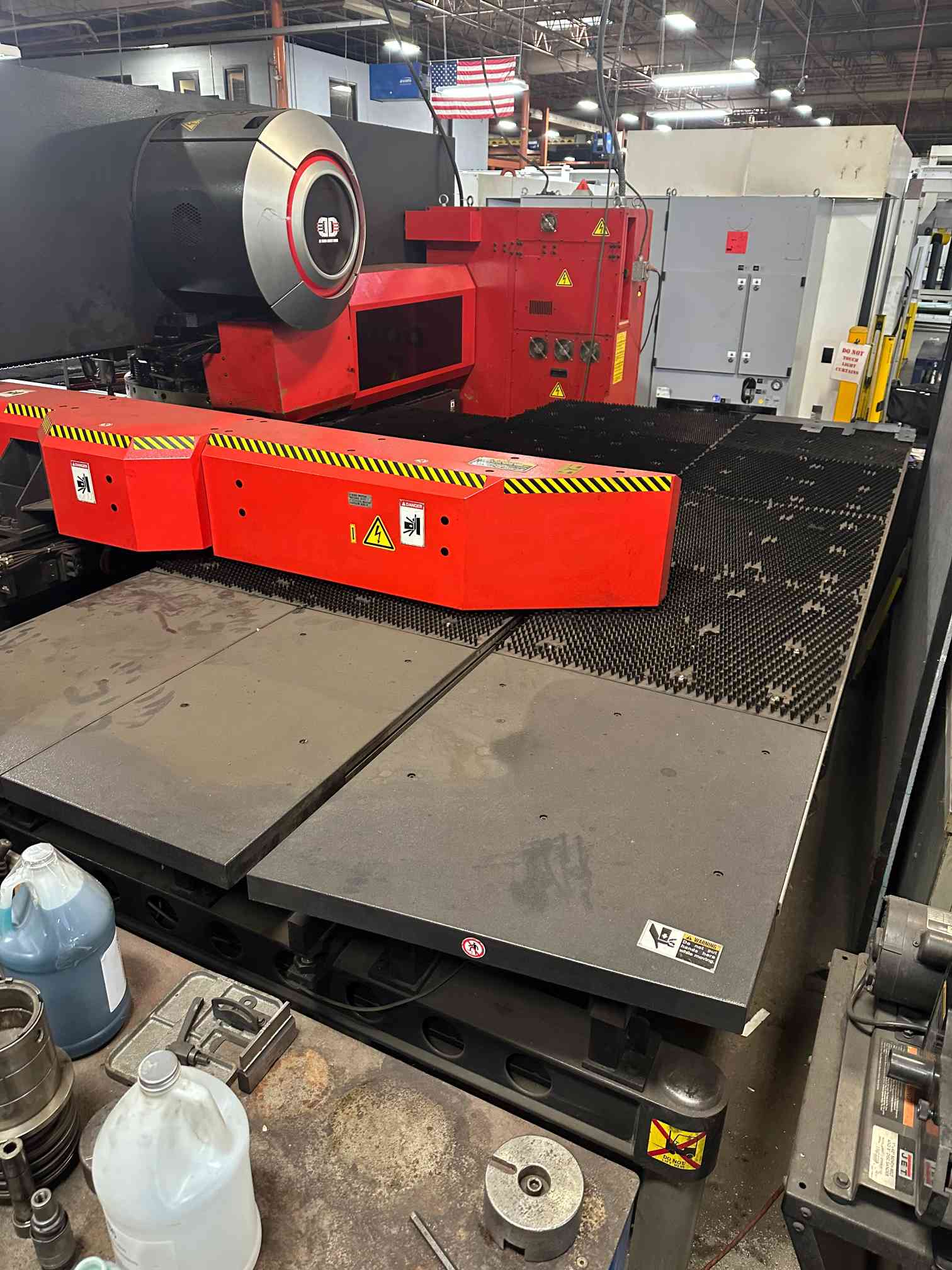 33 Ton Amada EMK-3612 MII Turret Punch