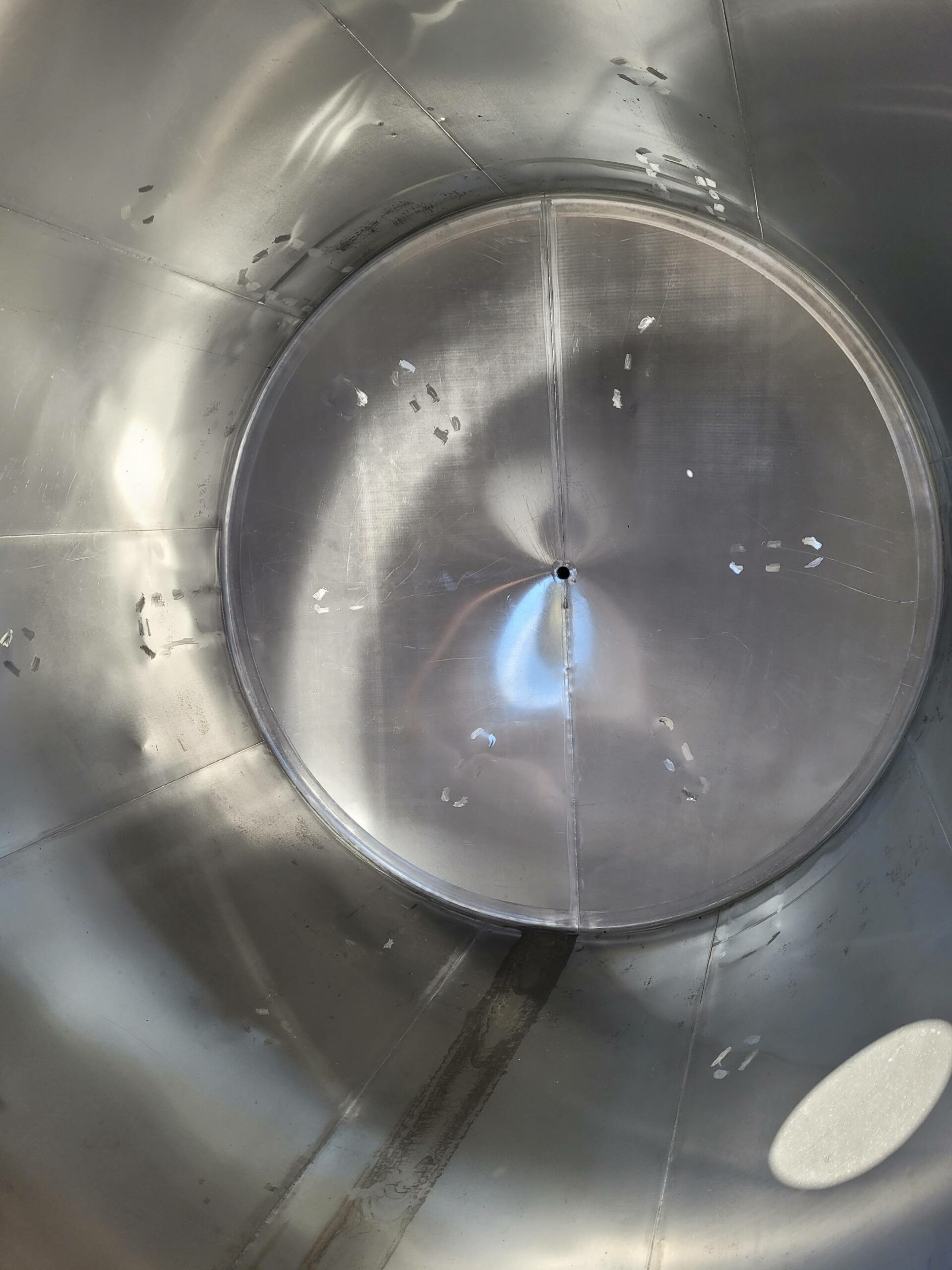 5,200 Gallon Stainless Steel Vertical Tank