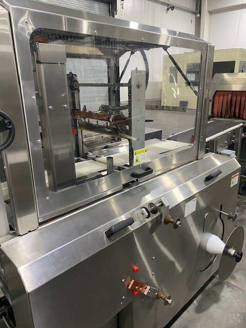 Aprac S18 Continuous Motion Top Seal Servo Wrapper