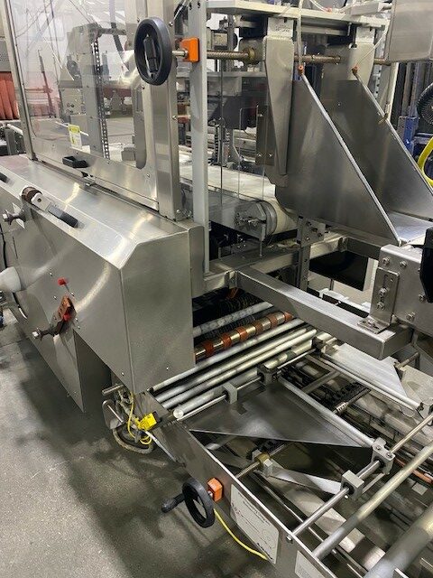 Aprac S18 Continuous Motion Top Seal Servo Wrapper