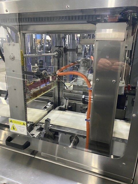 Aprac S18 Continuous Motion Top Seal Servo Wrapper