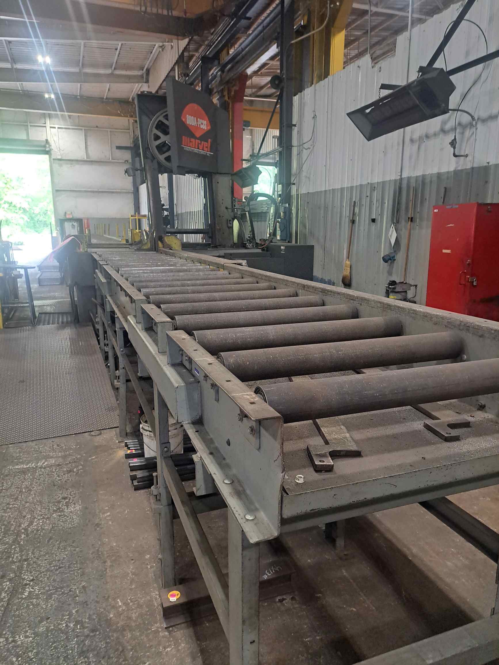 31.5" x 37" Marvel 800A-PC3S-60 Vertical Bandsaw Automatic