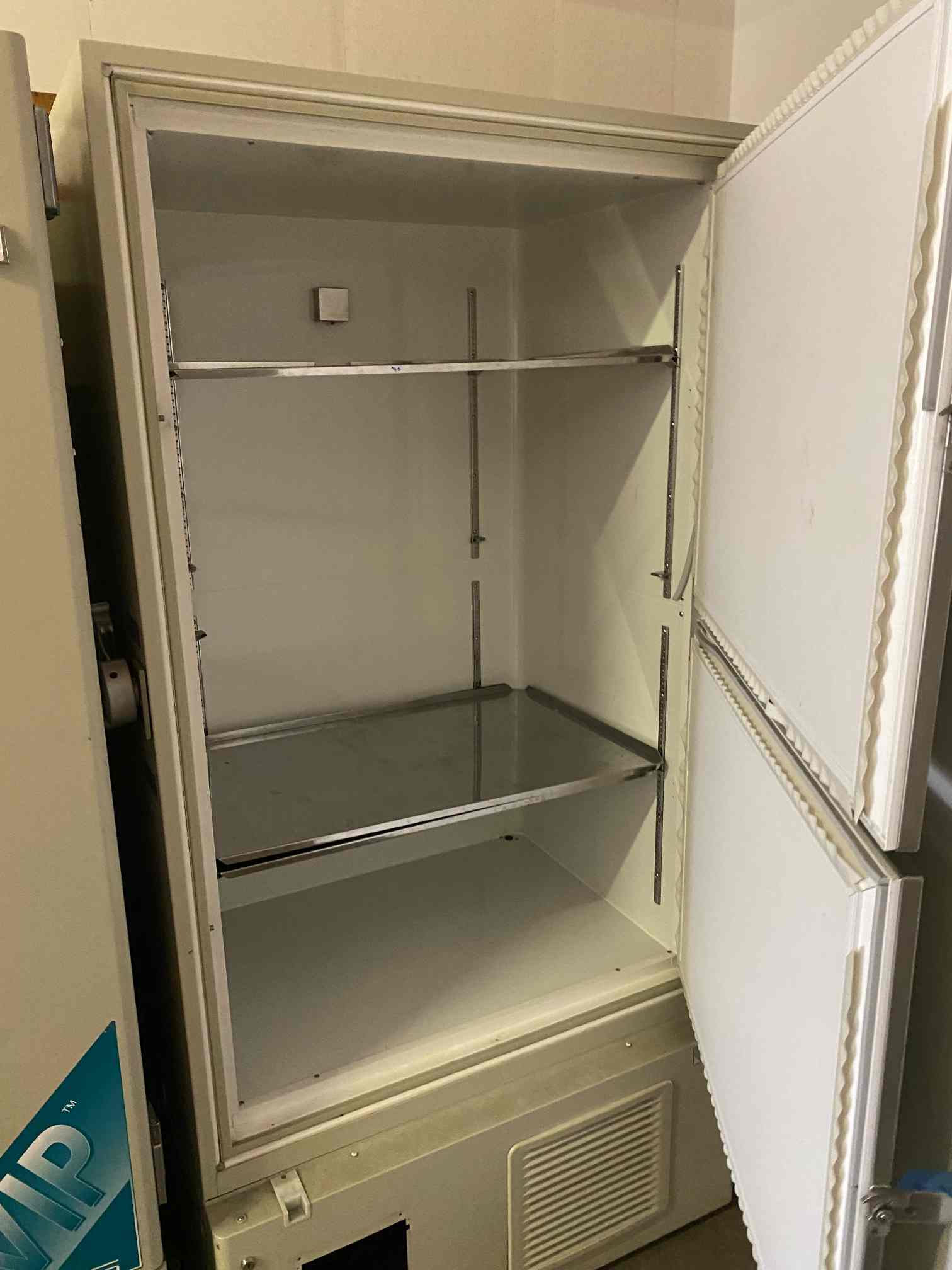 Sanyo MDF-U73VC Ultra-Low Temperature Freezer