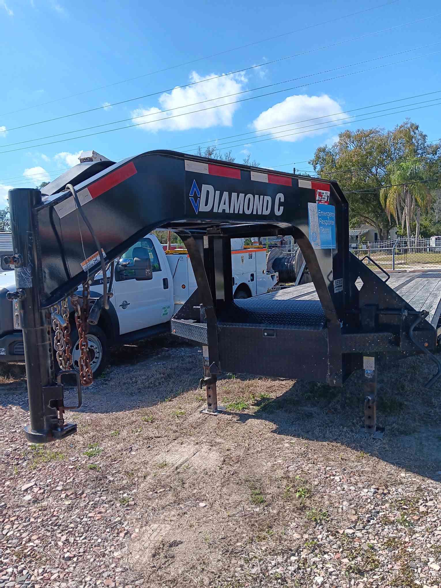 Diamond C FMAX212 Tandem - Dual Wheel Gooseneck Trailer, 35' x 102'