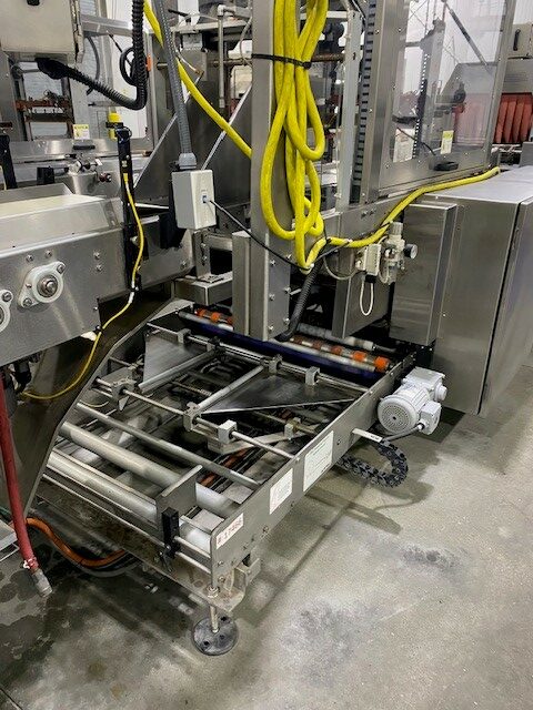 Aprac S18 Continuous Motion Top Seal Servo Wrapper