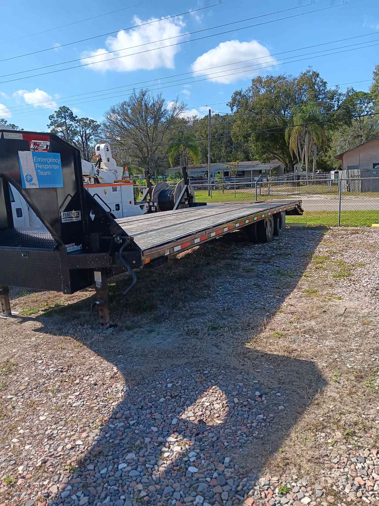 Diamond C FMAX212 Tandem - Dual Wheel Gooseneck Trailer, 35' x 102'