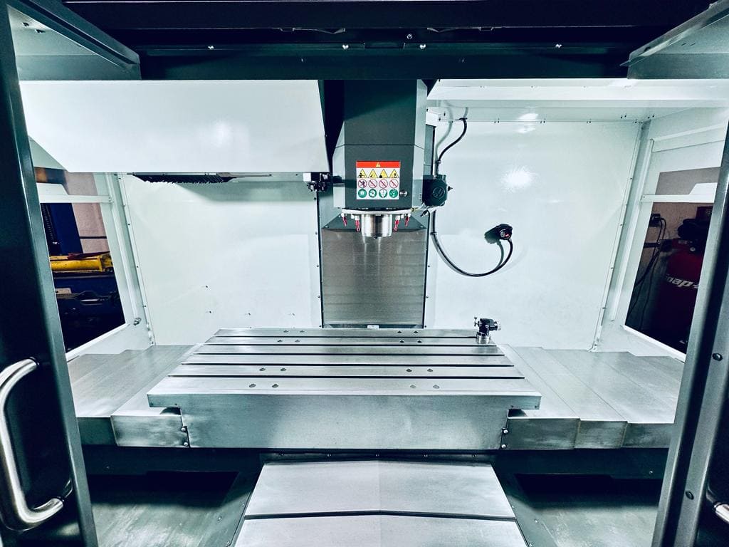 Haas VF-4SS VMC