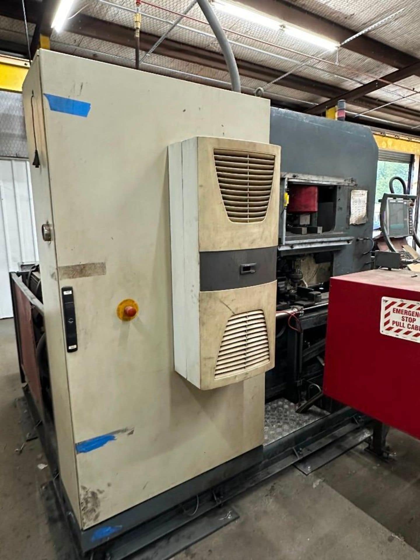 110/220 Ton X 20" Voortman V500 CNC Hydraulic Punch/Shear Machine