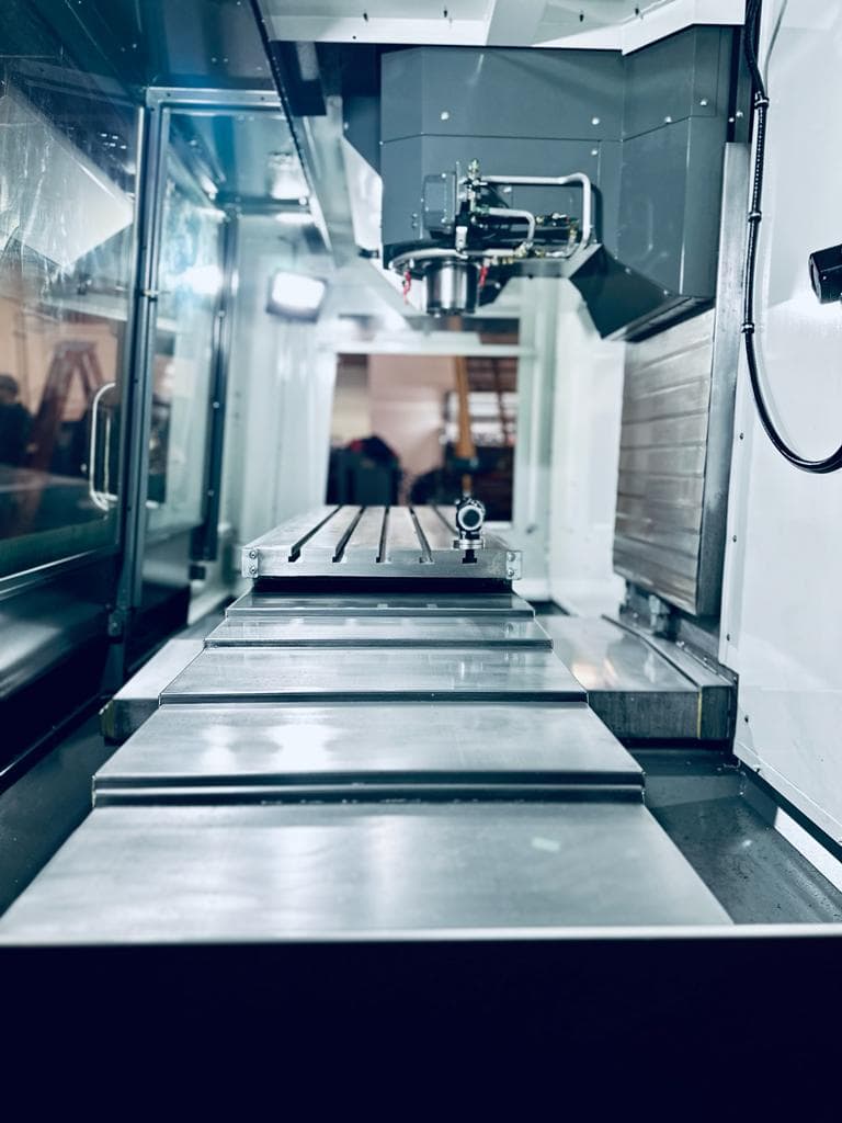 Haas VF-4SS VMC